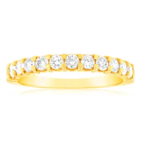 18ct Yellow Gold Ring With 1/2 Carats Of Diamonds Set with 11 Diamonds