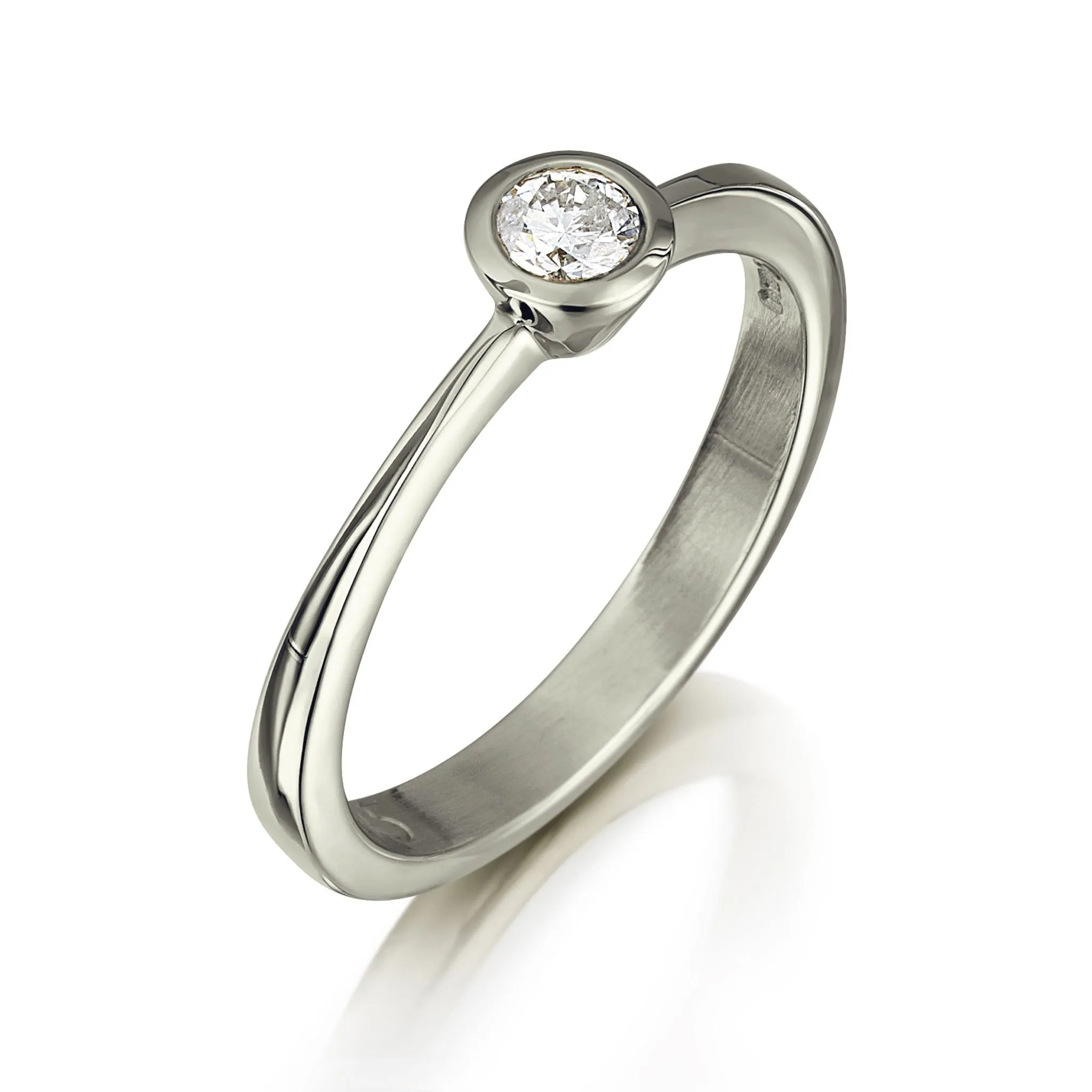 Contemporary 0.15ct Solitaire Diamond Ring in Platinum