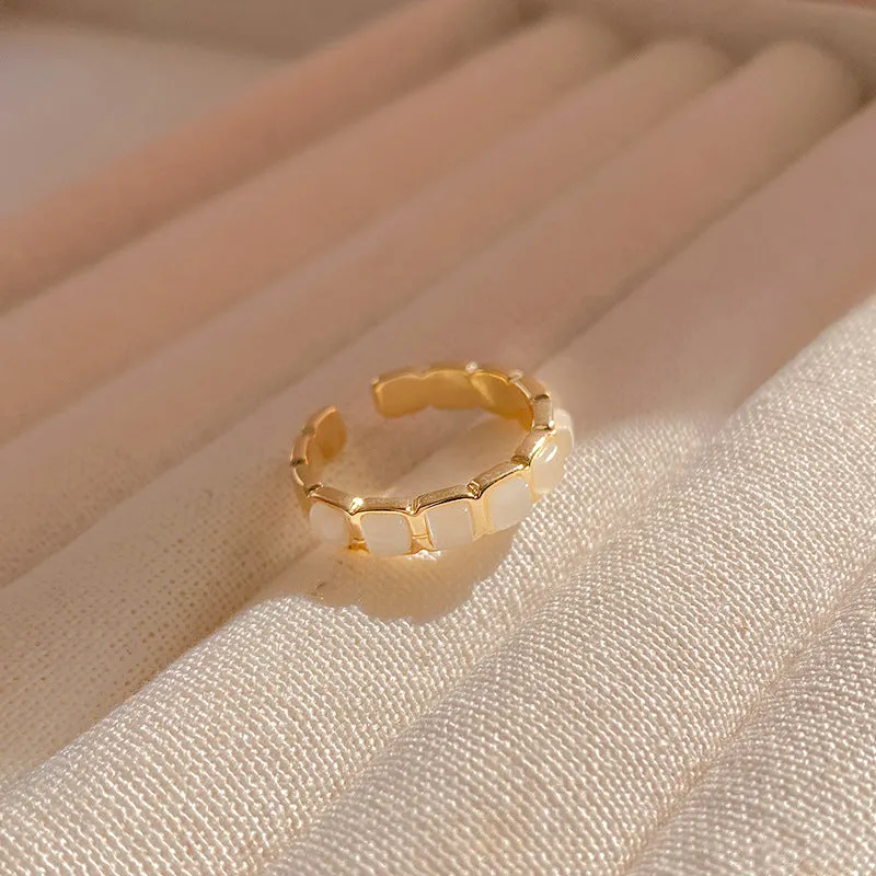 Florence Gold Pearl Ring