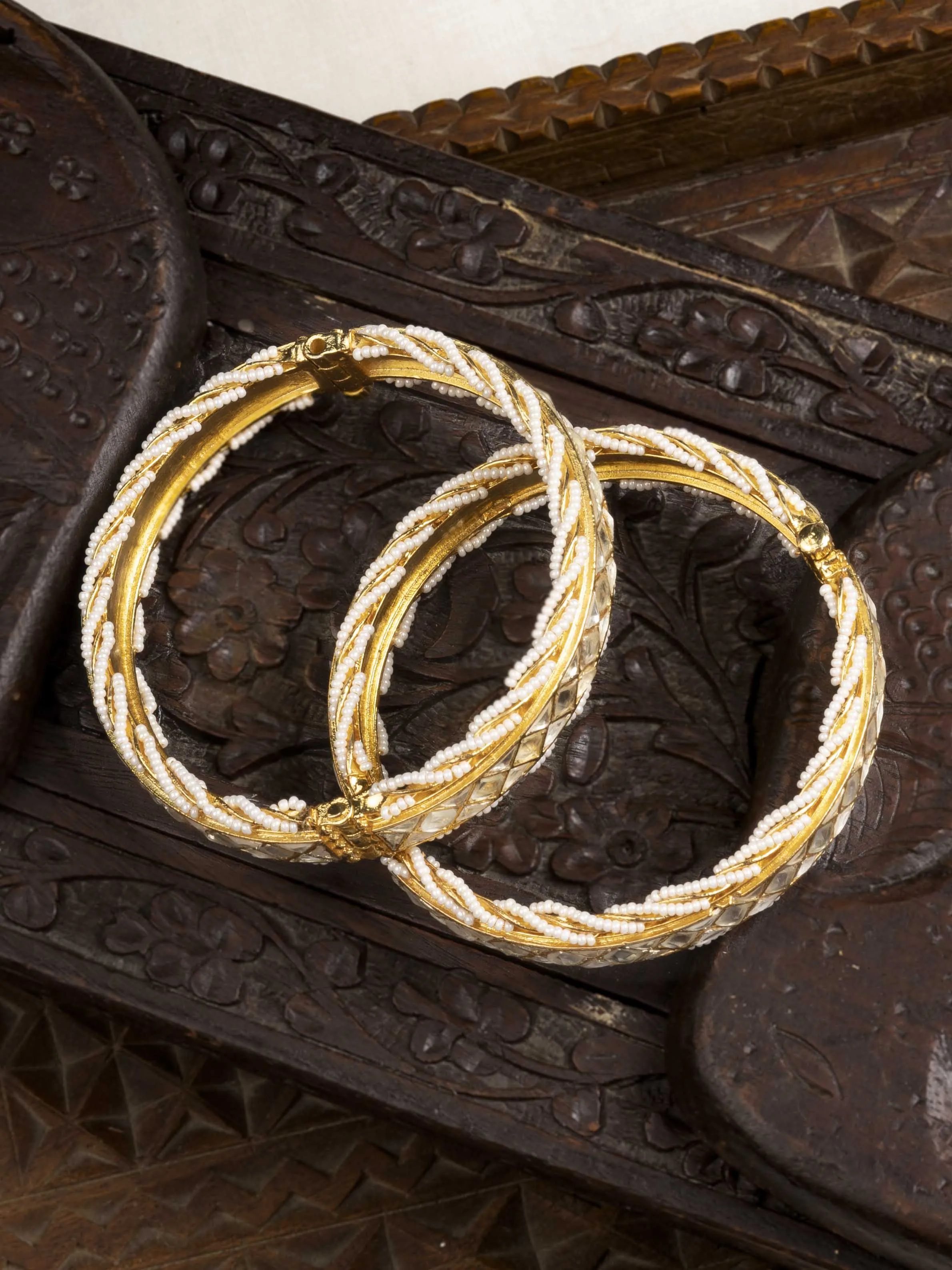 White Color Gold Plated Jadau Kundan Bangles - MB181Y